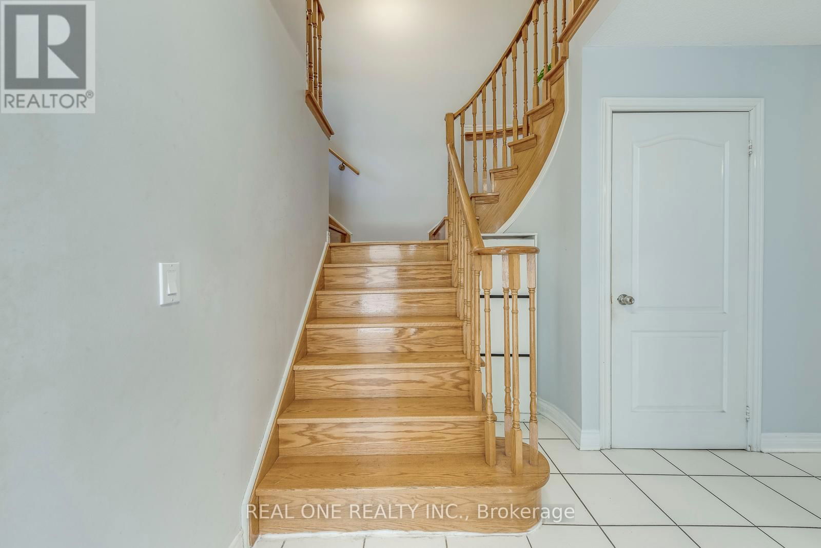 826 WINTERTON WAY Image 22
