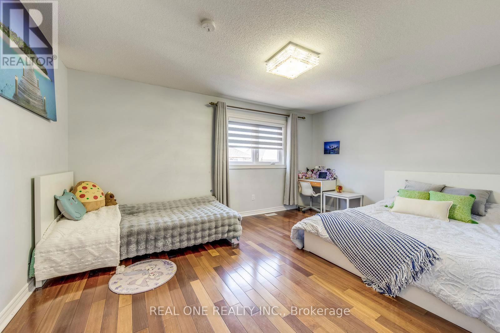 826 WINTERTON WAY Image 27
