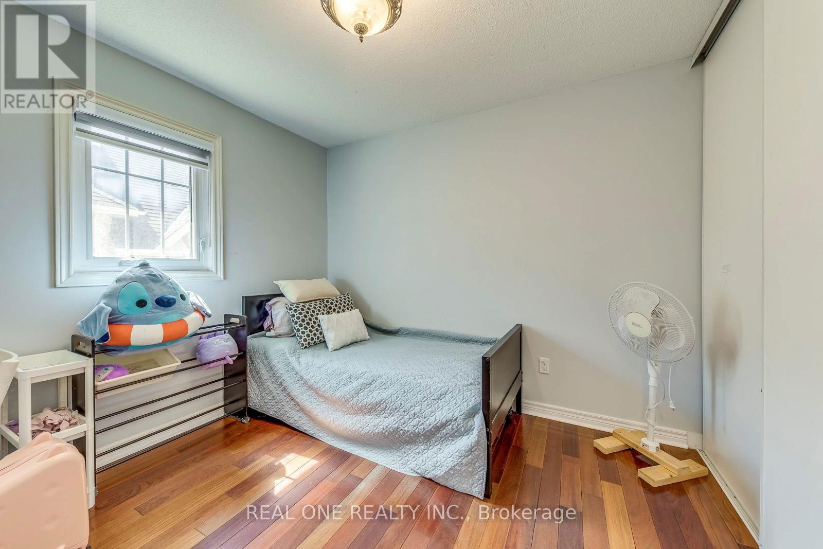 826 WINTERTON WAY Image 29