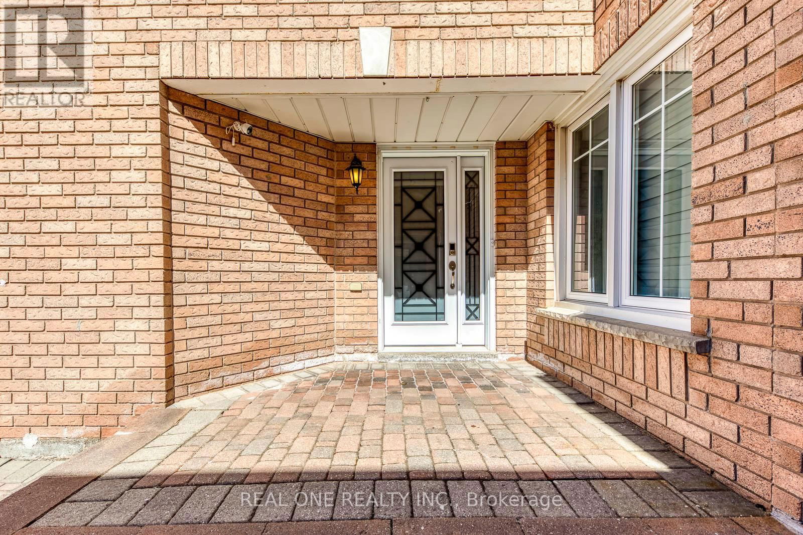 826 WINTERTON WAY Image 3