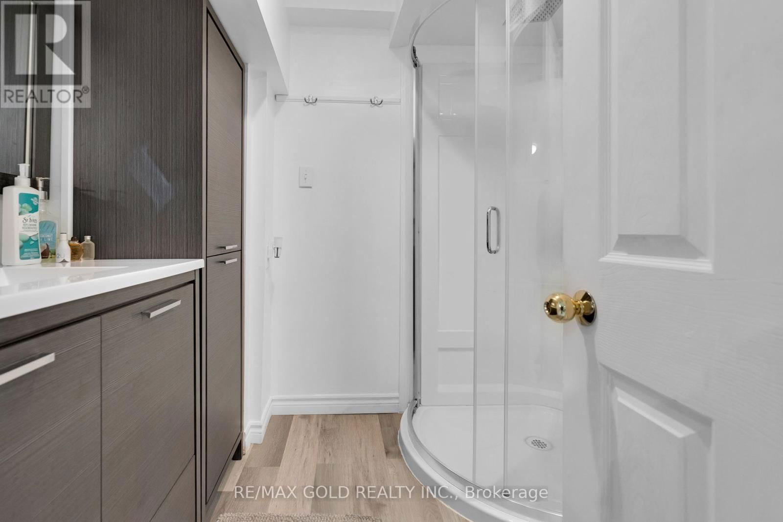 12 MEDITERRA DRIVE EAST Image 31