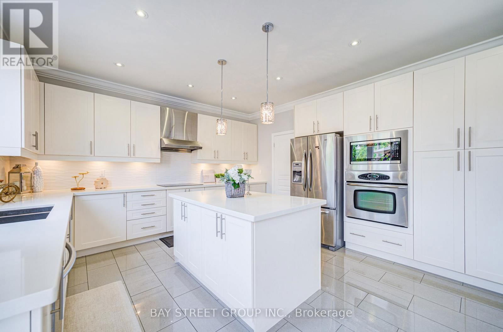 982 BRISTOL ROAD WEST Image 23