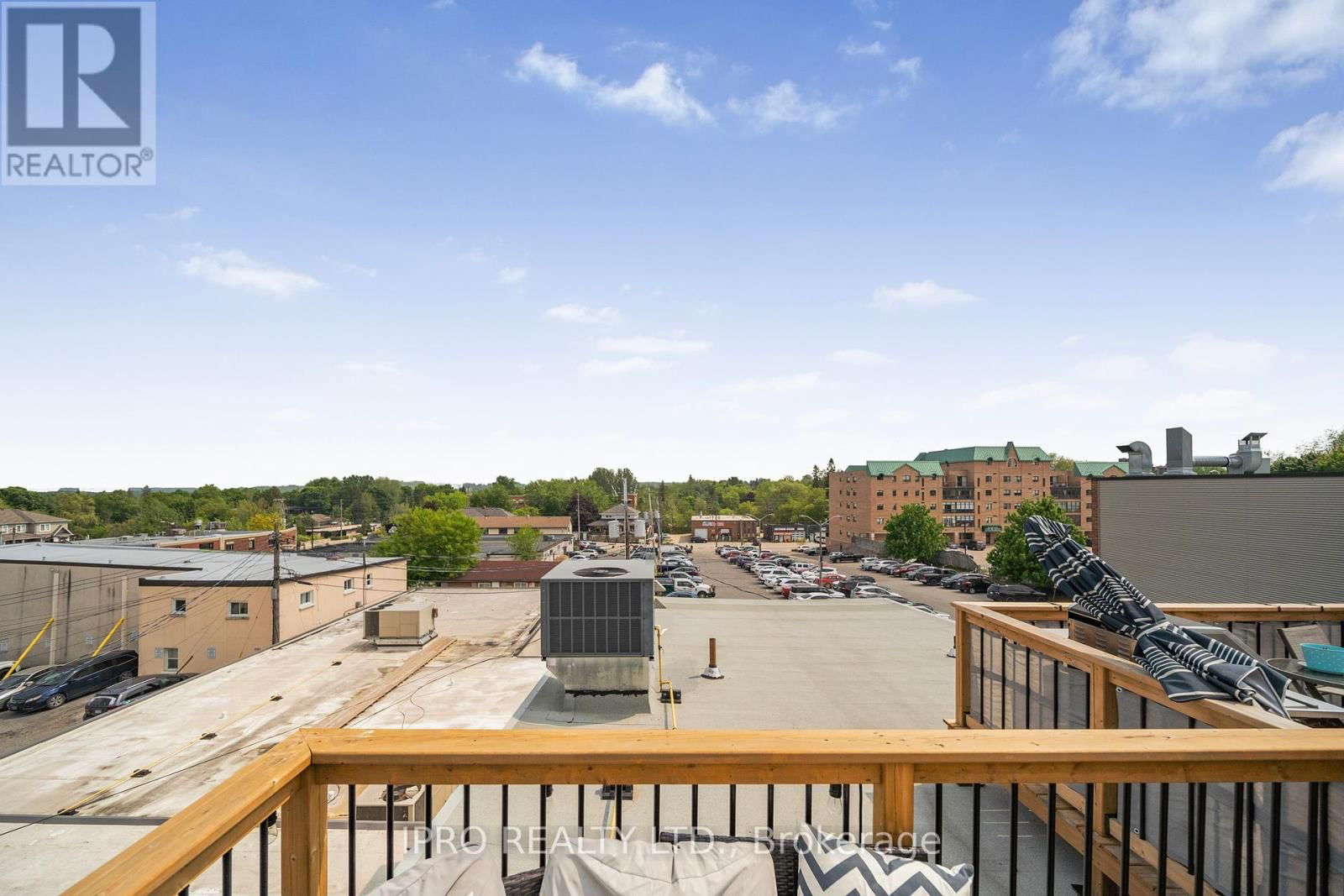 2 - 166 BROADWAY AVENUE Image 33
