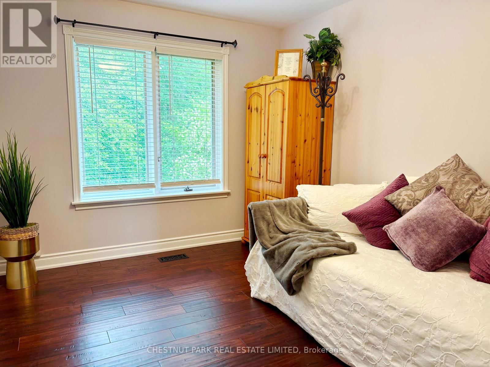 21 SOUTHRIDGE TRAIL Image 30