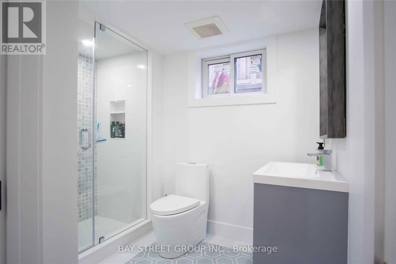 65 WINDSOR ROAD Image 10