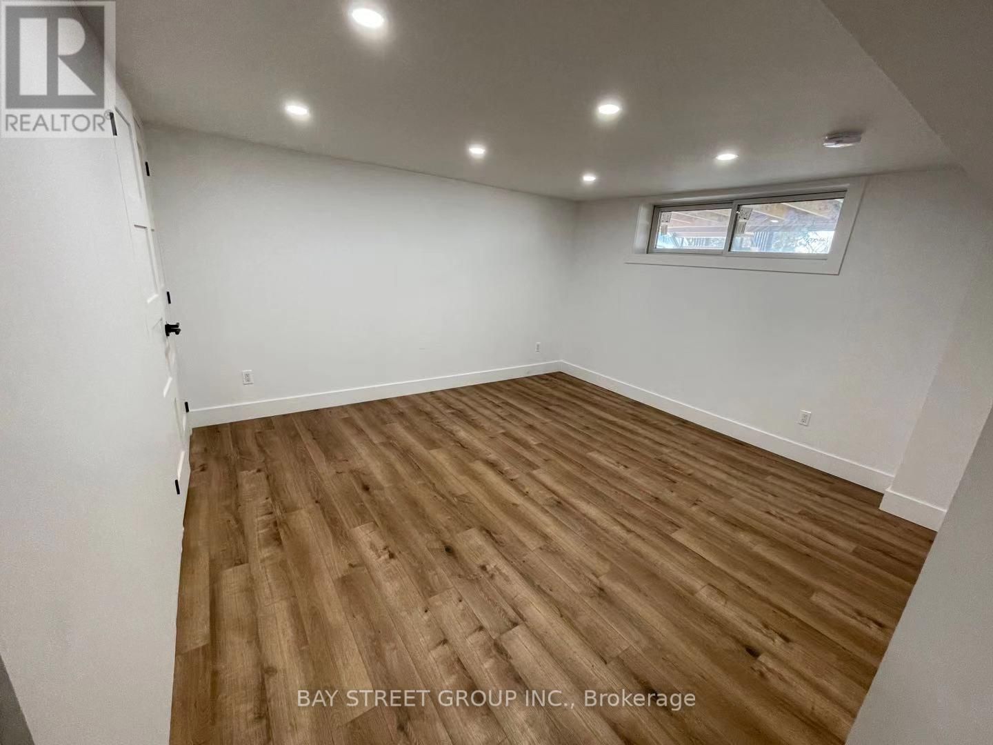 65 WINDSOR ROAD Image 7