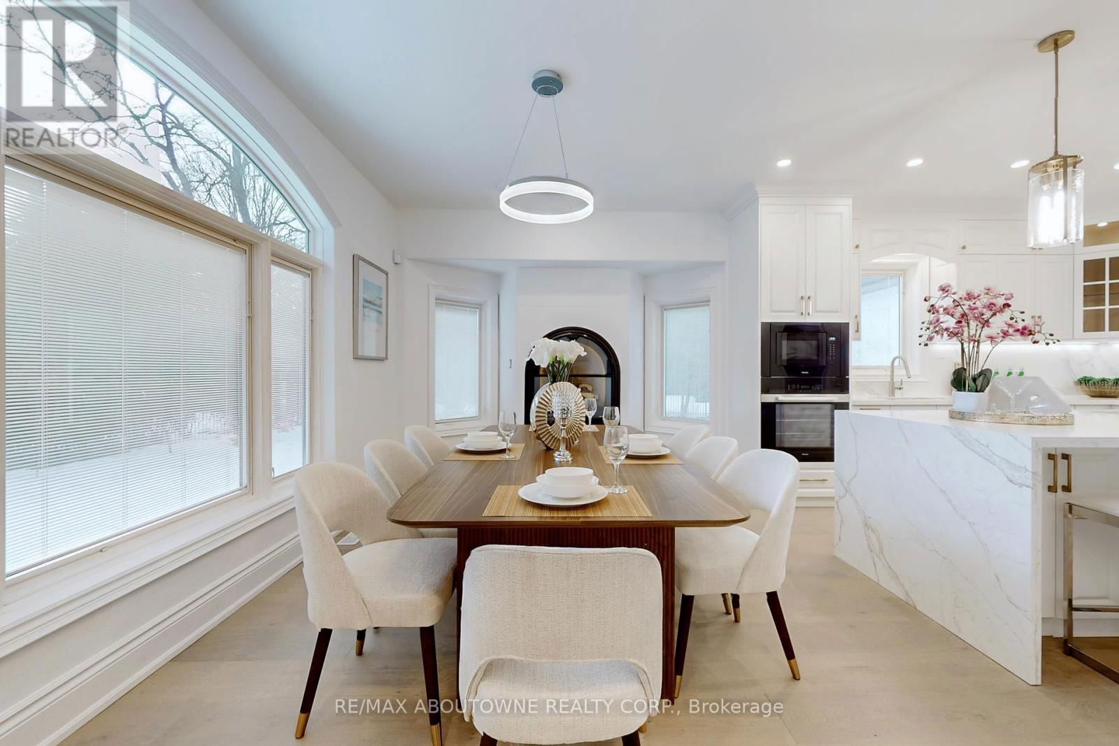 116 PARKWOOD COURT Image 17