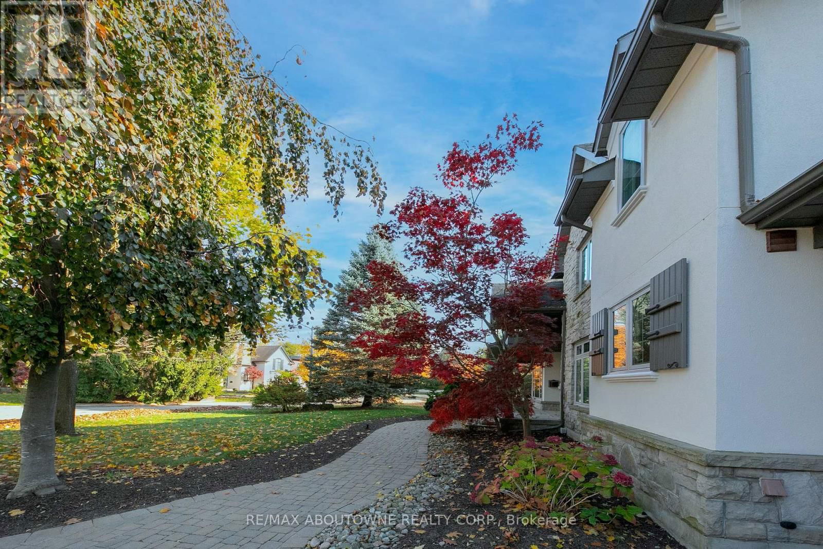 116 PARKWOOD COURT Image 2