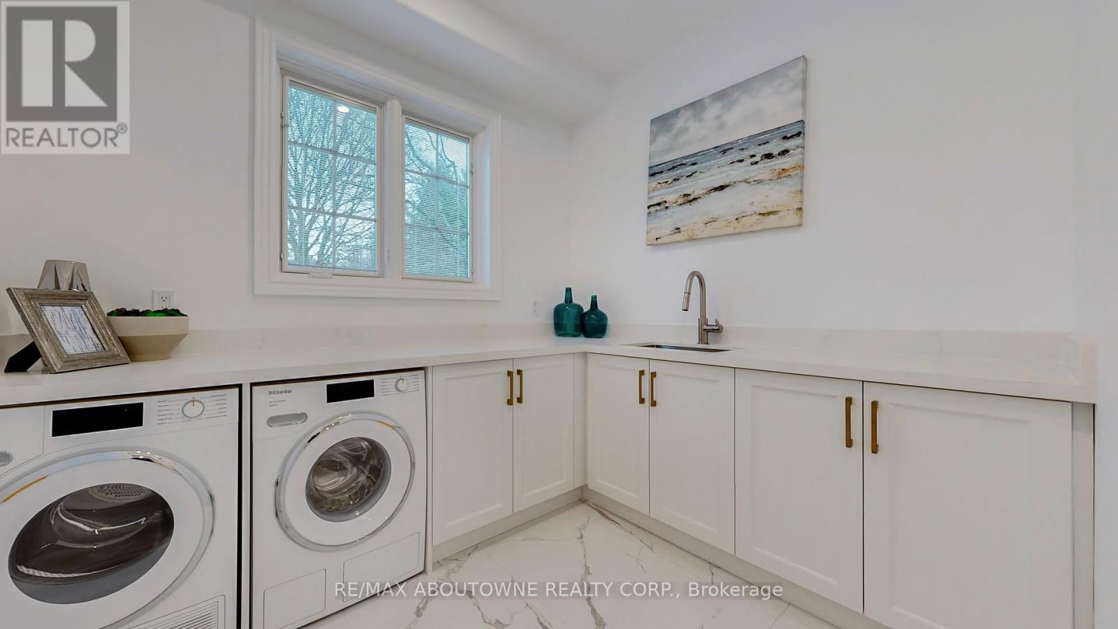 116 PARKWOOD COURT Image 20