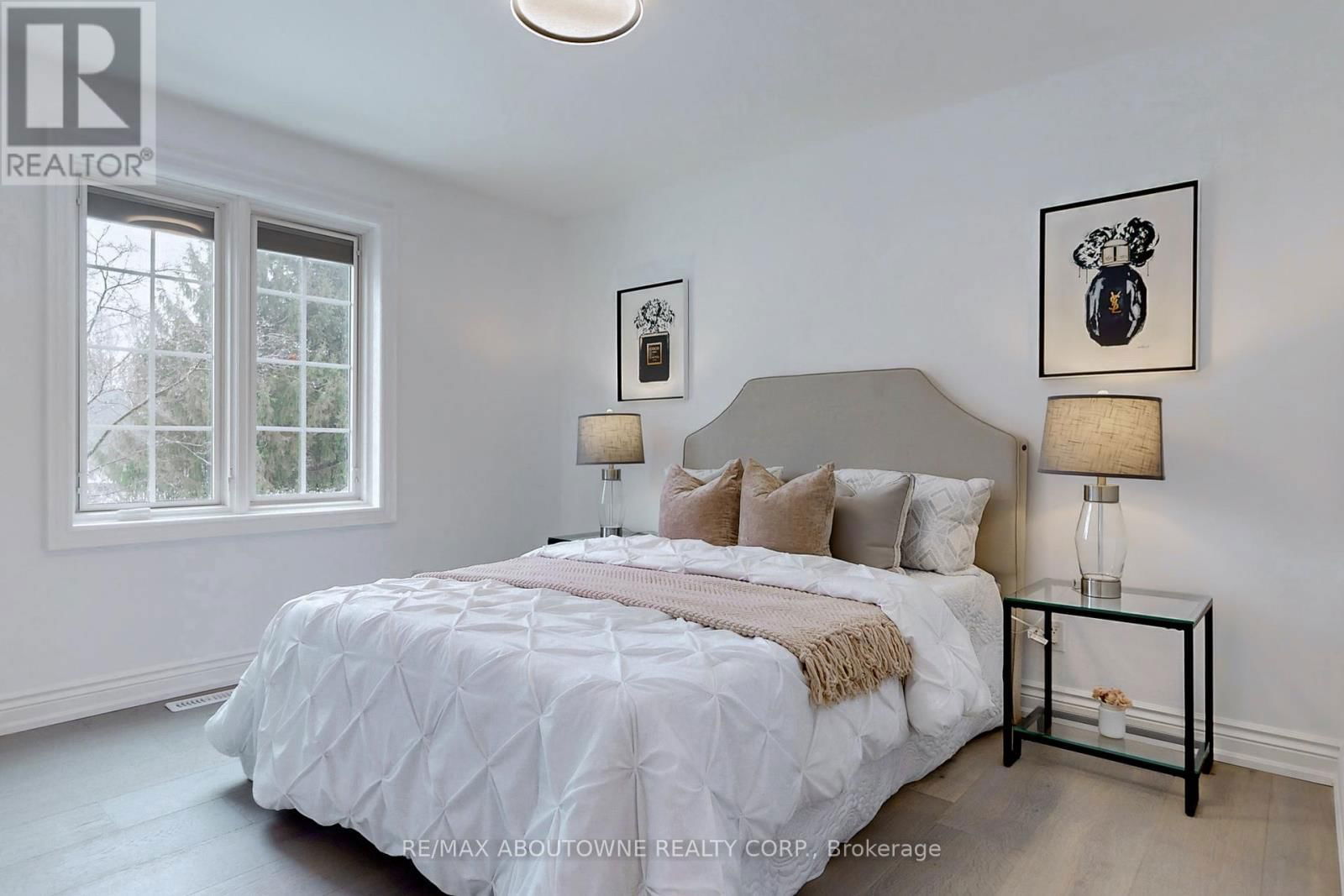 116 PARKWOOD COURT Image 33