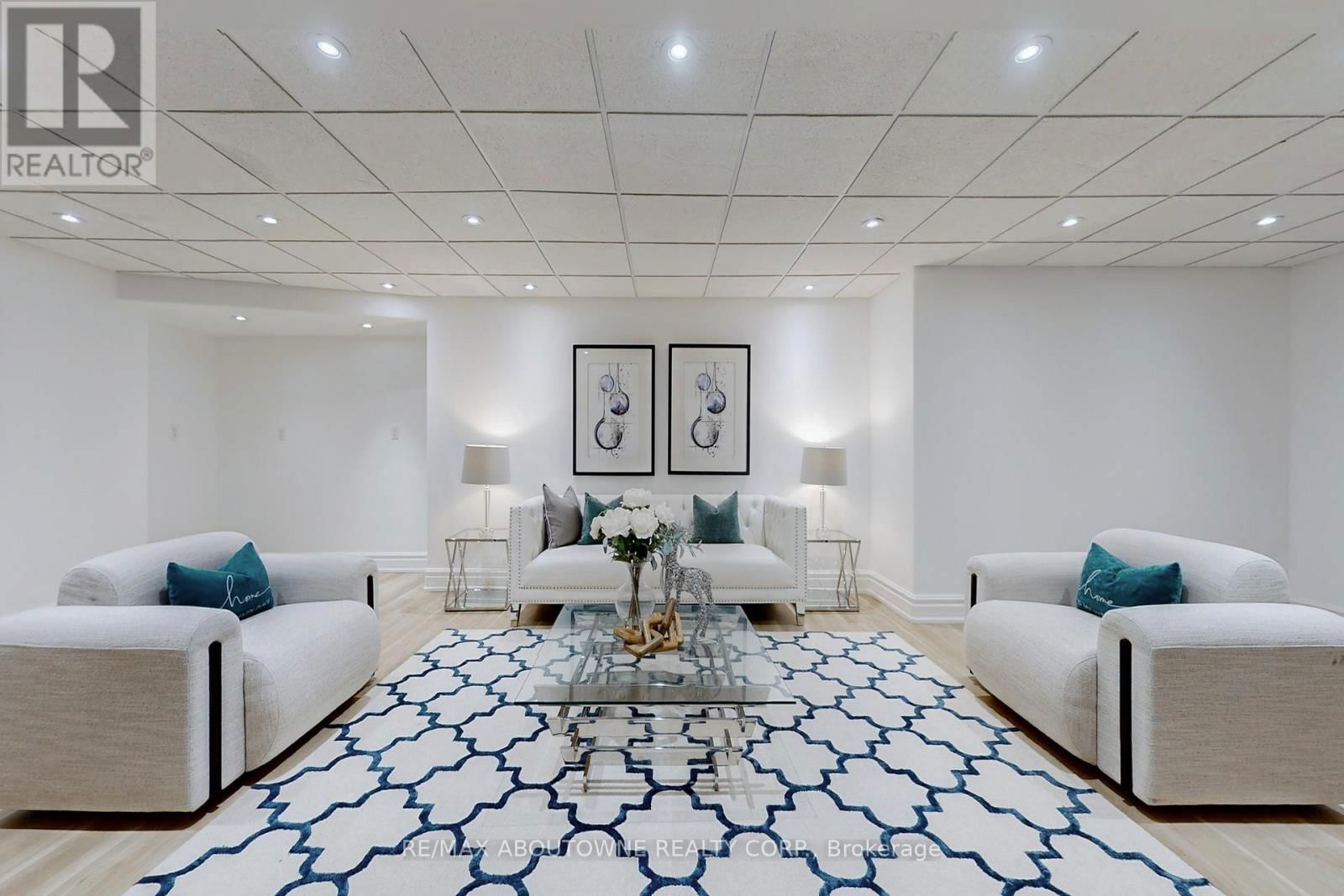 116 PARKWOOD COURT Image 37