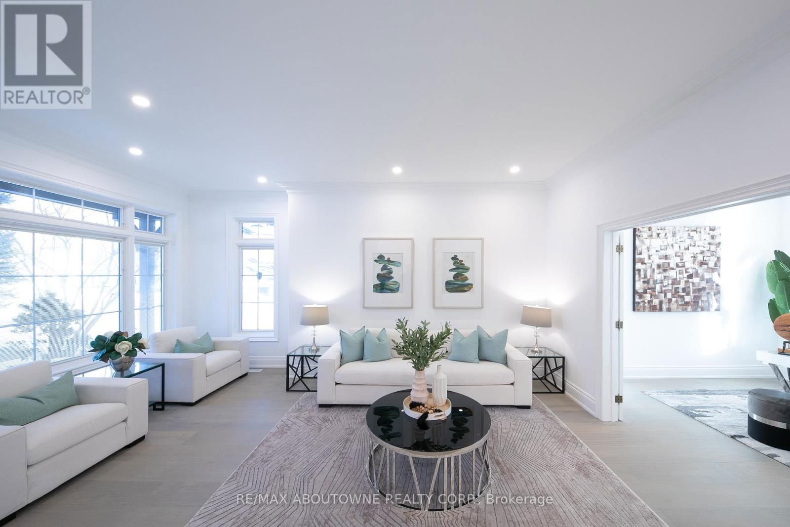 116 PARKWOOD COURT Image 4
