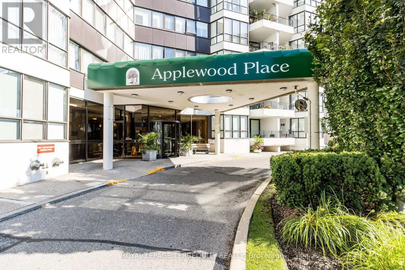 402 - 1333 BLOOR STREET Image 2