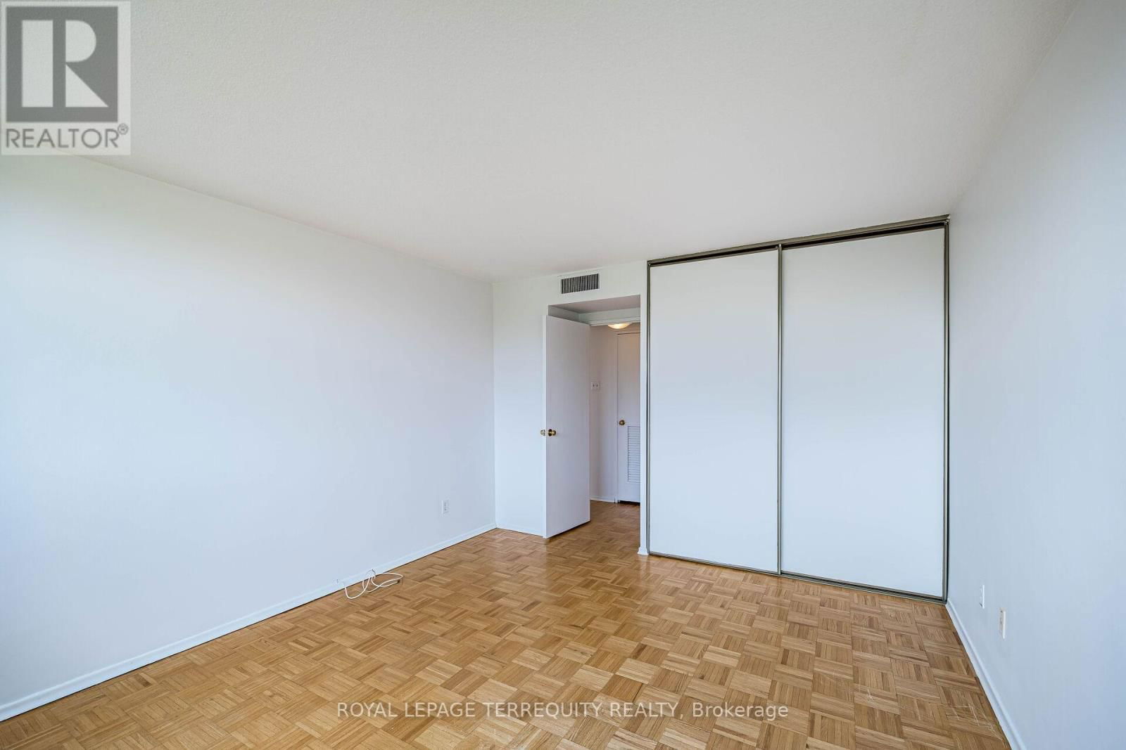 402 - 1333 BLOOR STREET Image 22