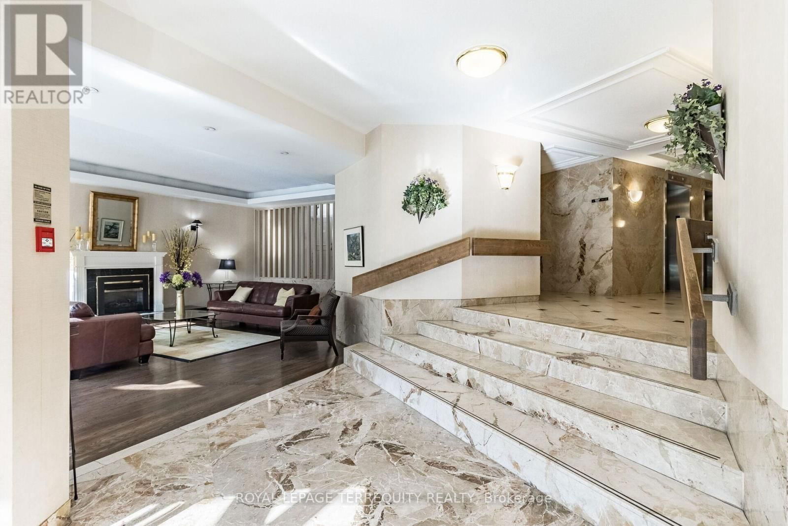 402 - 1333 BLOOR STREET Image 3