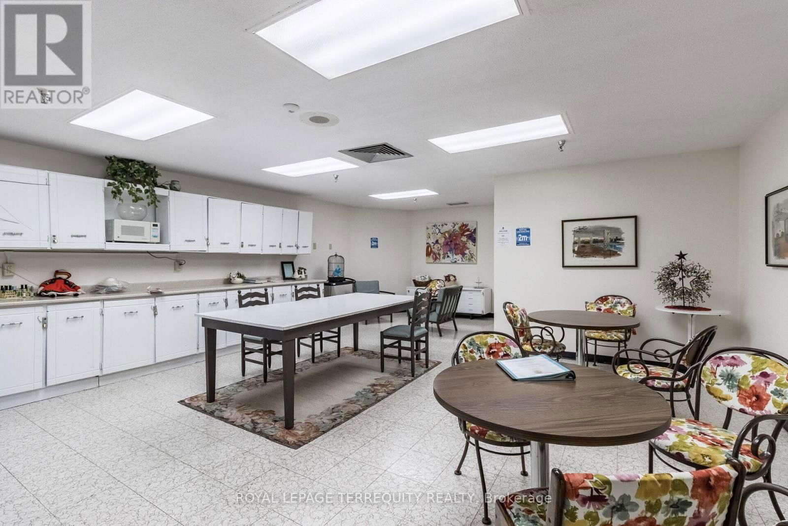 402 - 1333 BLOOR STREET Image 33