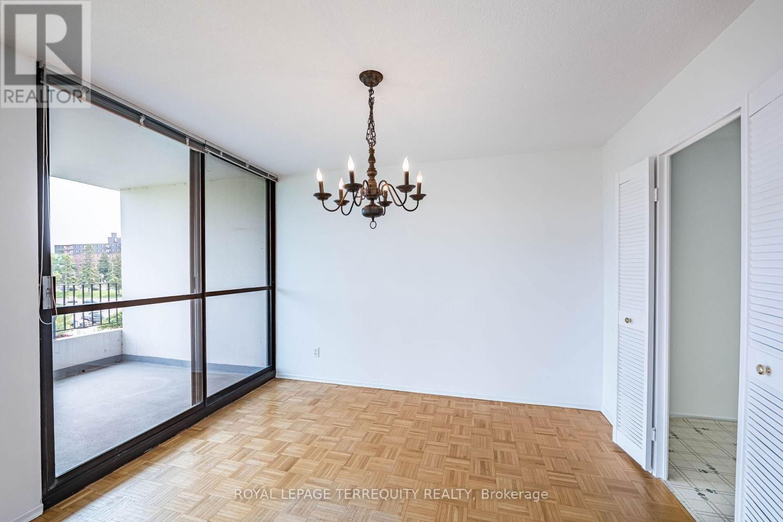 402 - 1333 BLOOR STREET Image 7