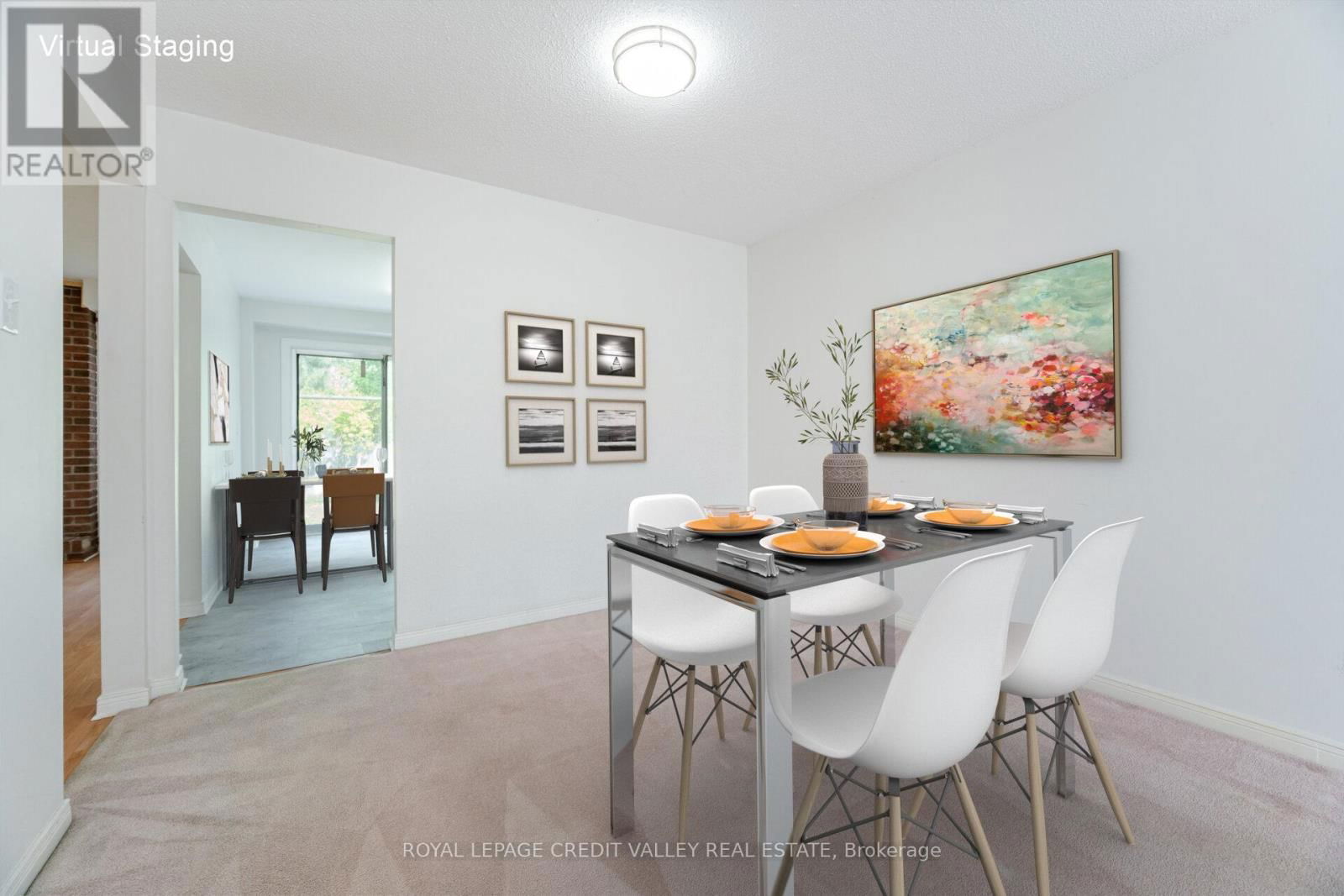 44 COURTLEIGH SQUARE Image 11