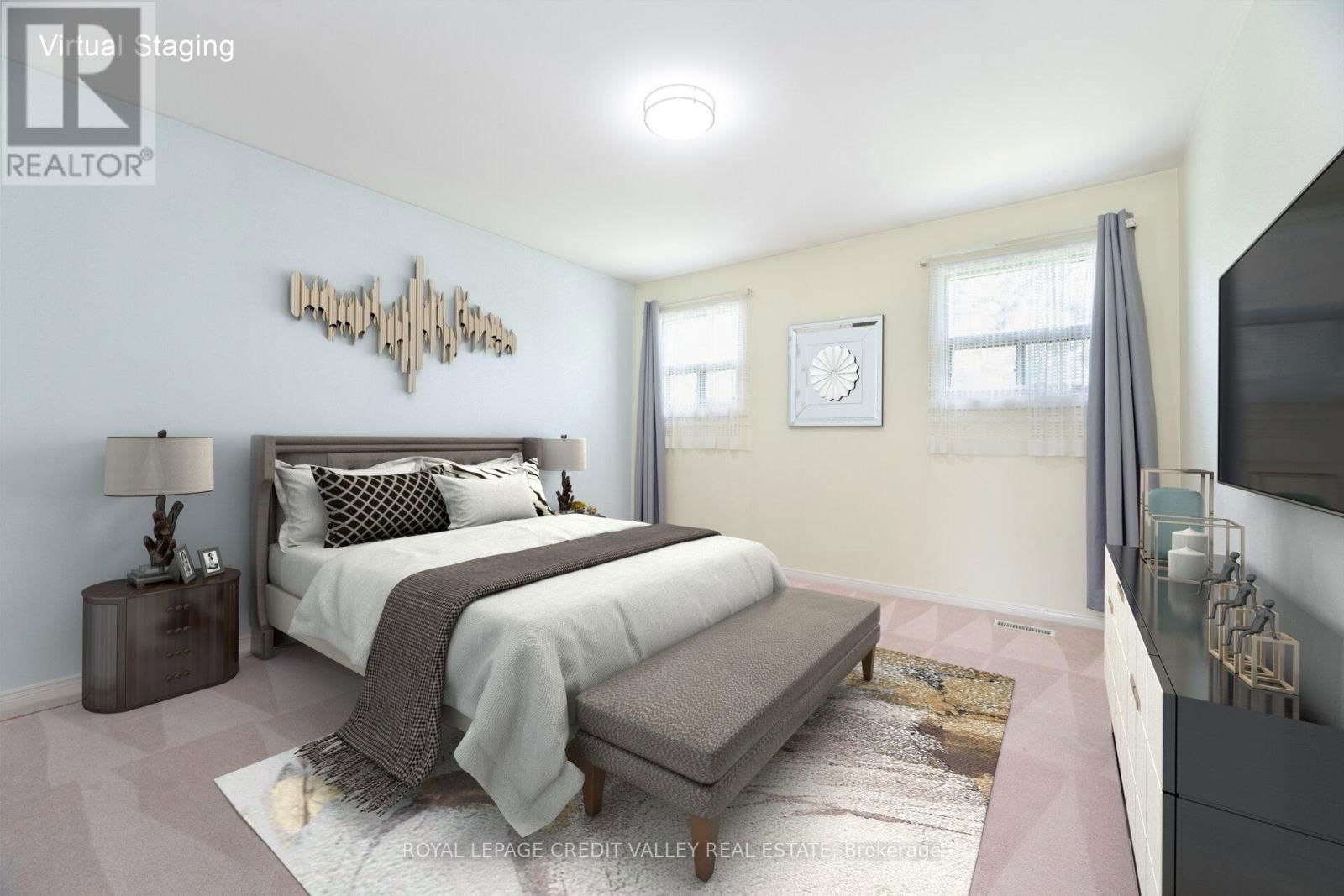 44 COURTLEIGH SQUARE Image 23