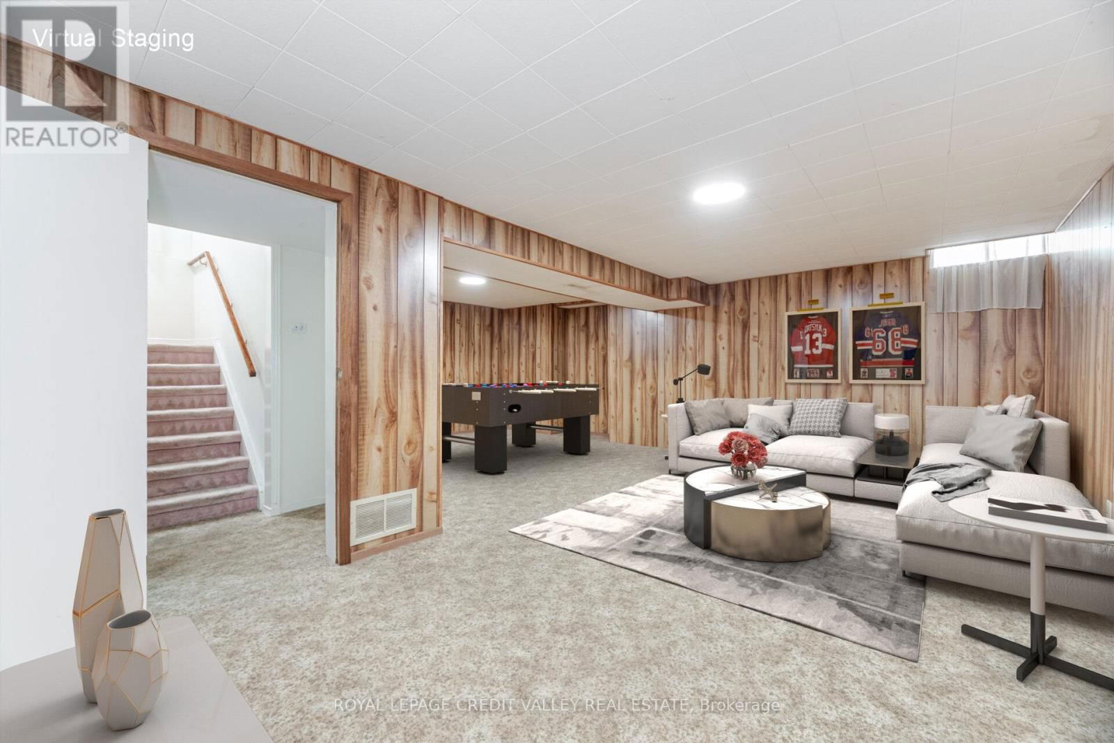 44 COURTLEIGH SQUARE Image 28