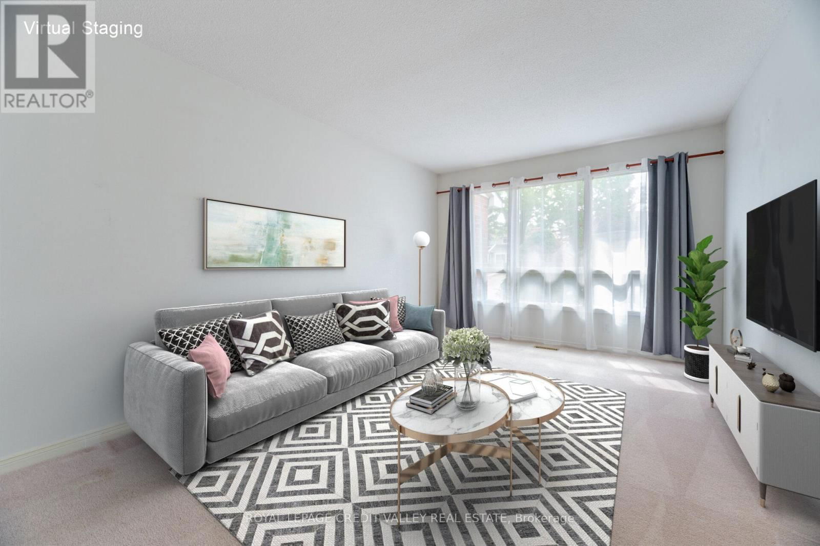 44 COURTLEIGH SQUARE Image 7