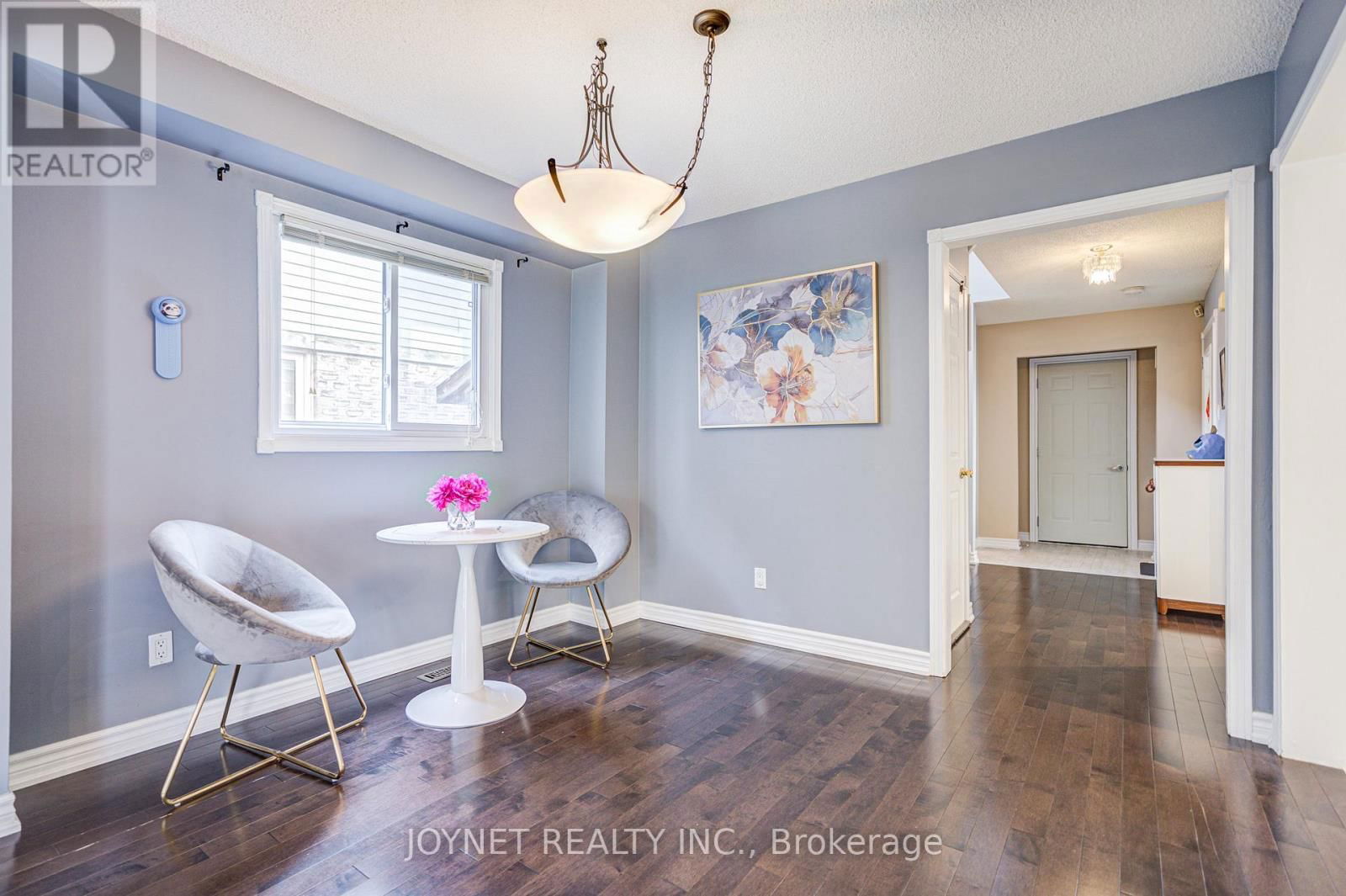 3218 VALCOURT CRESCENT Image 14