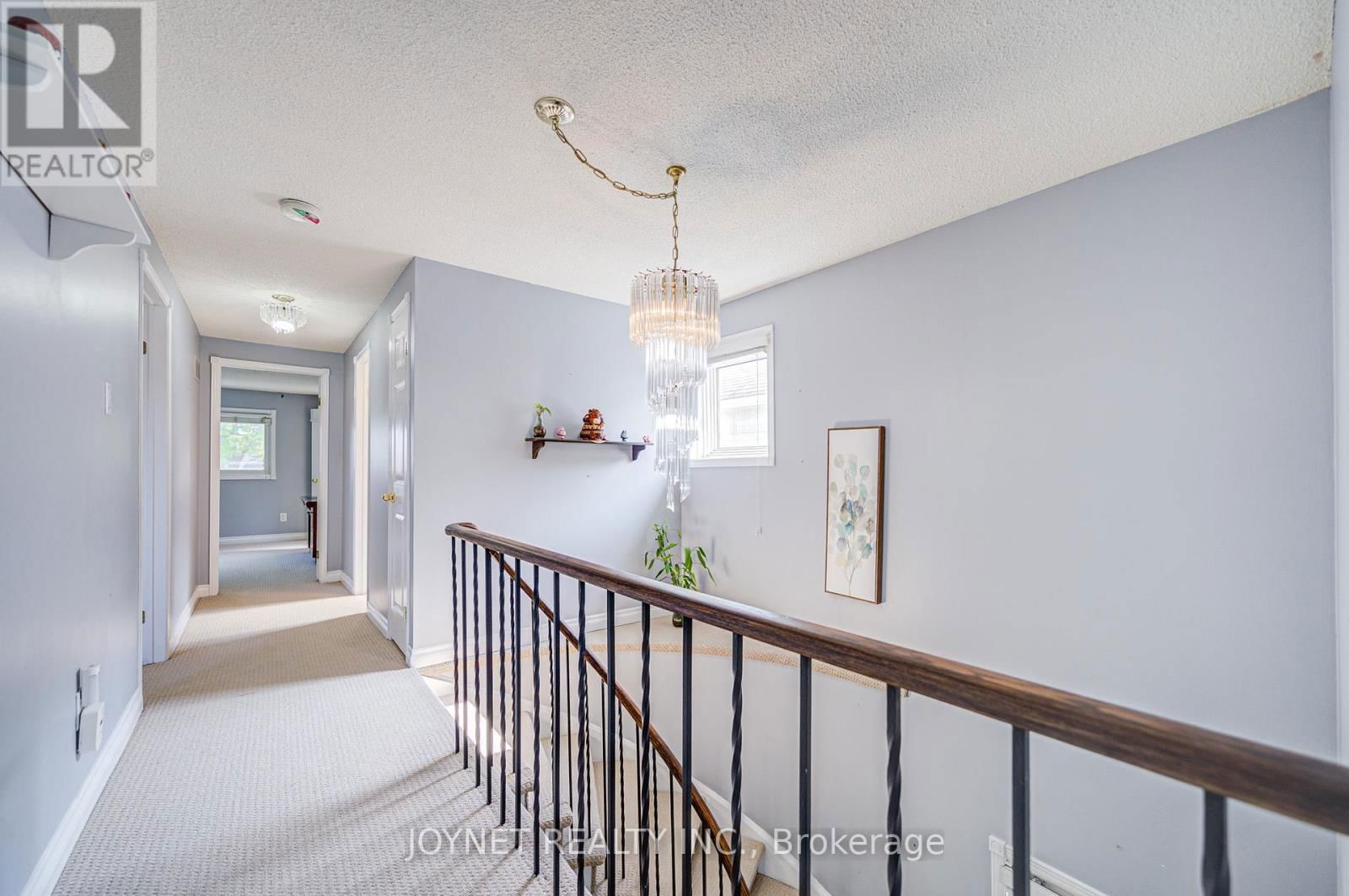 3218 VALCOURT CRESCENT Image 17