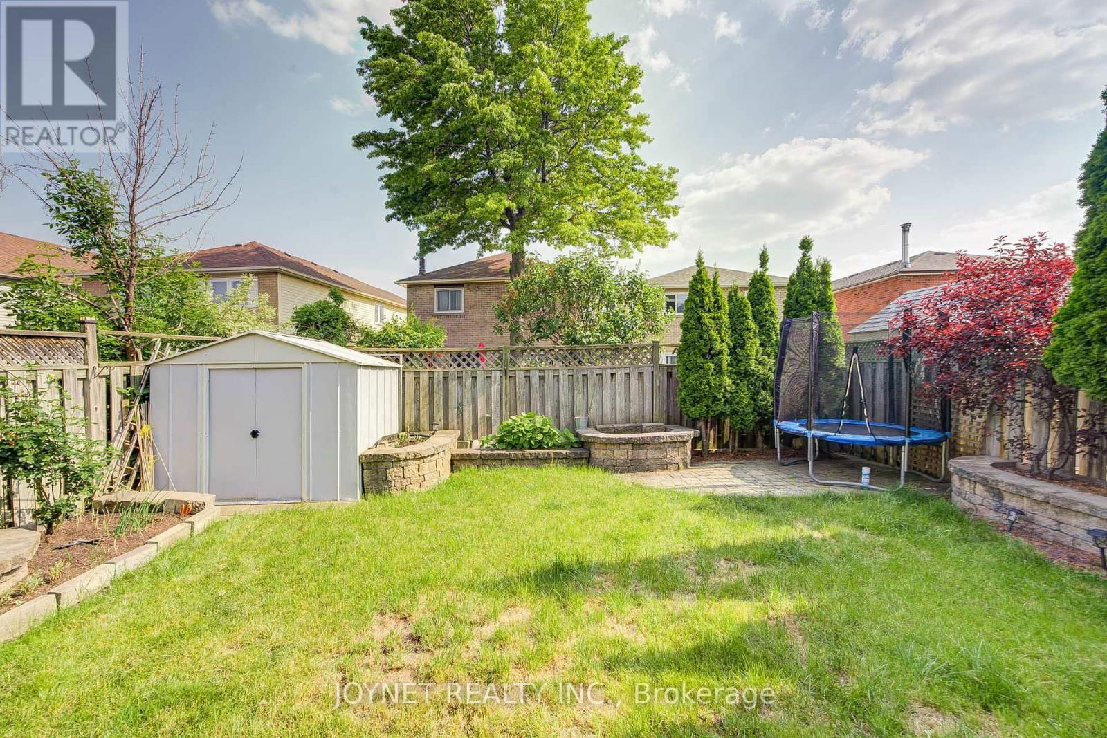 3218 VALCOURT CRESCENT Image 32