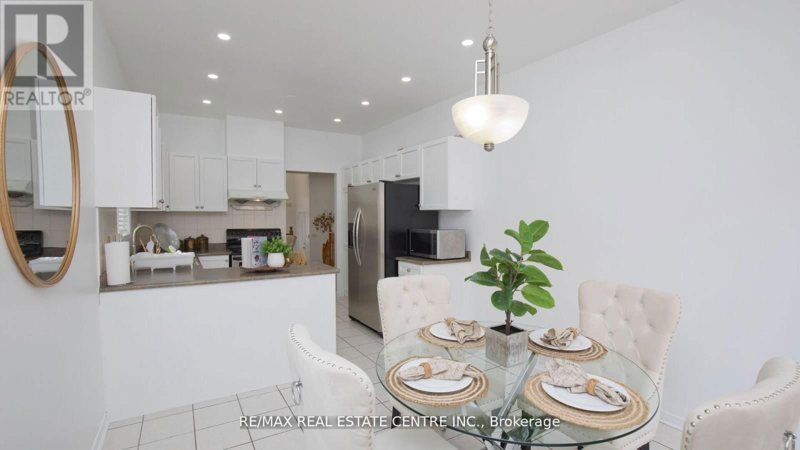 32 PAPPAIN CRESCENT Image 22