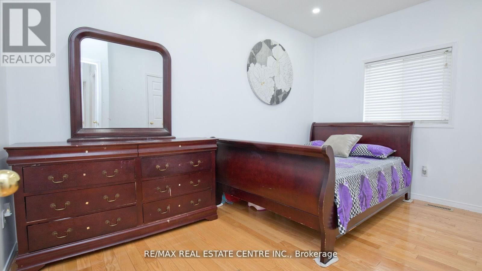 32 PAPPAIN CRESCENT Image 29