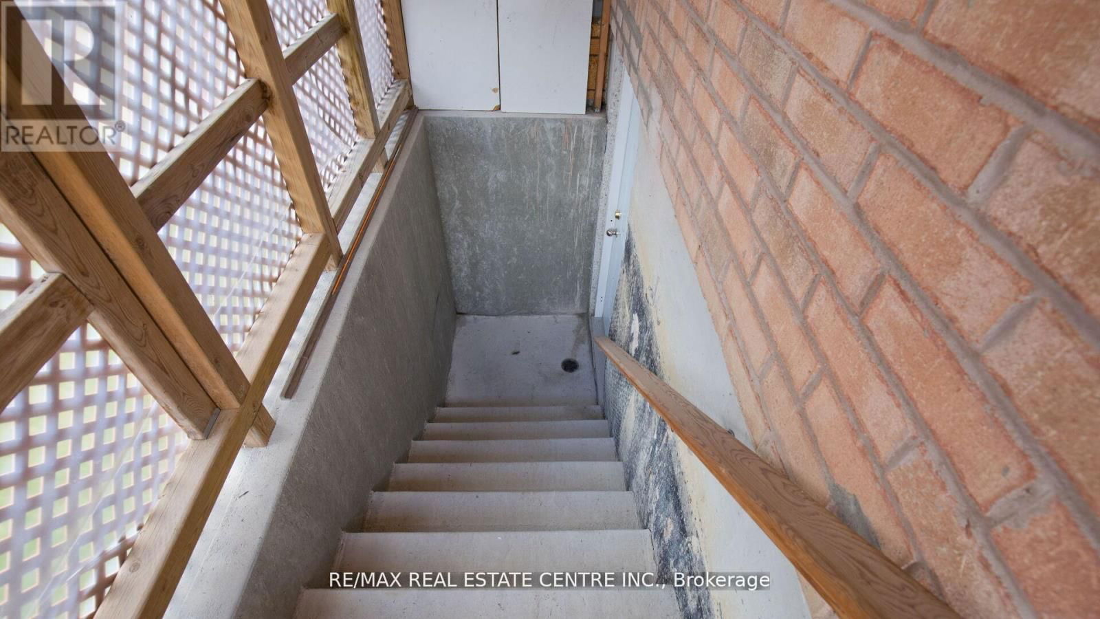 32 PAPPAIN CRESCENT Image 41