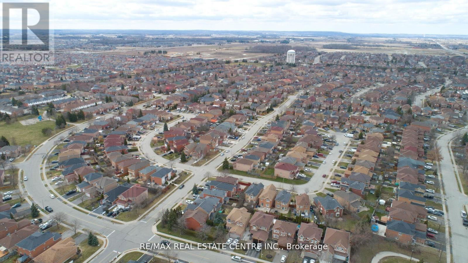32 PAPPAIN CRESCENT Image 48