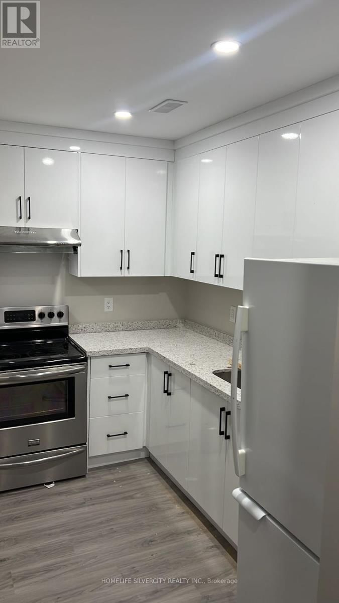 21 ASHFORD COURT Image 19
