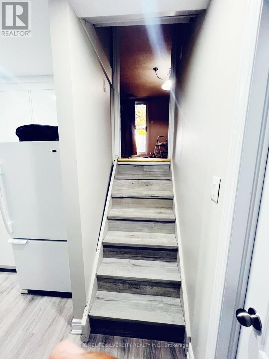 21 ASHFORD COURT Image 4
