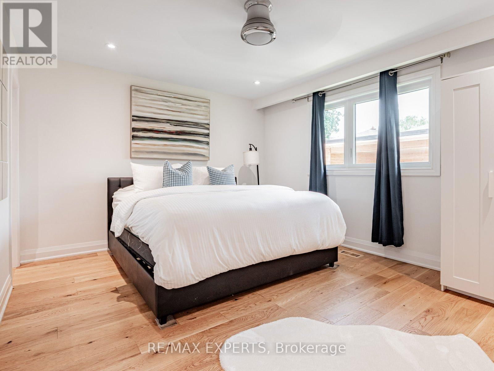 7 CULFORD ROAD Image 24