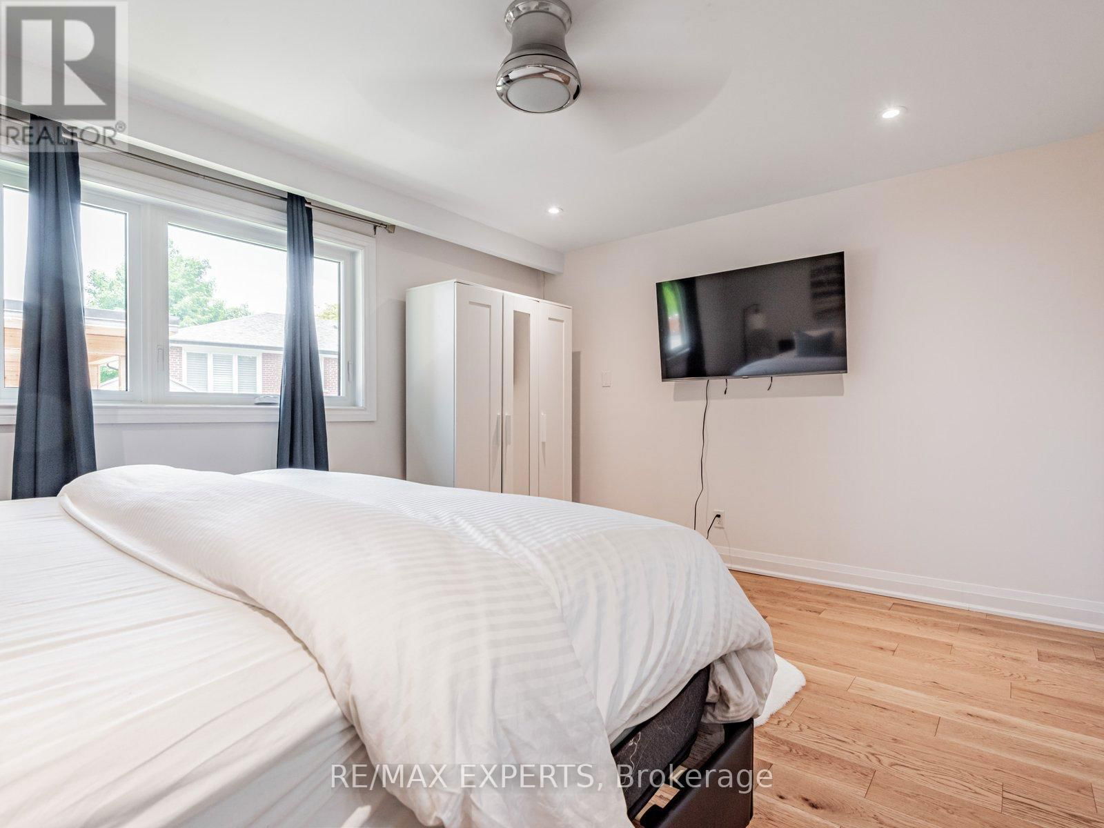 7 CULFORD ROAD Image 26