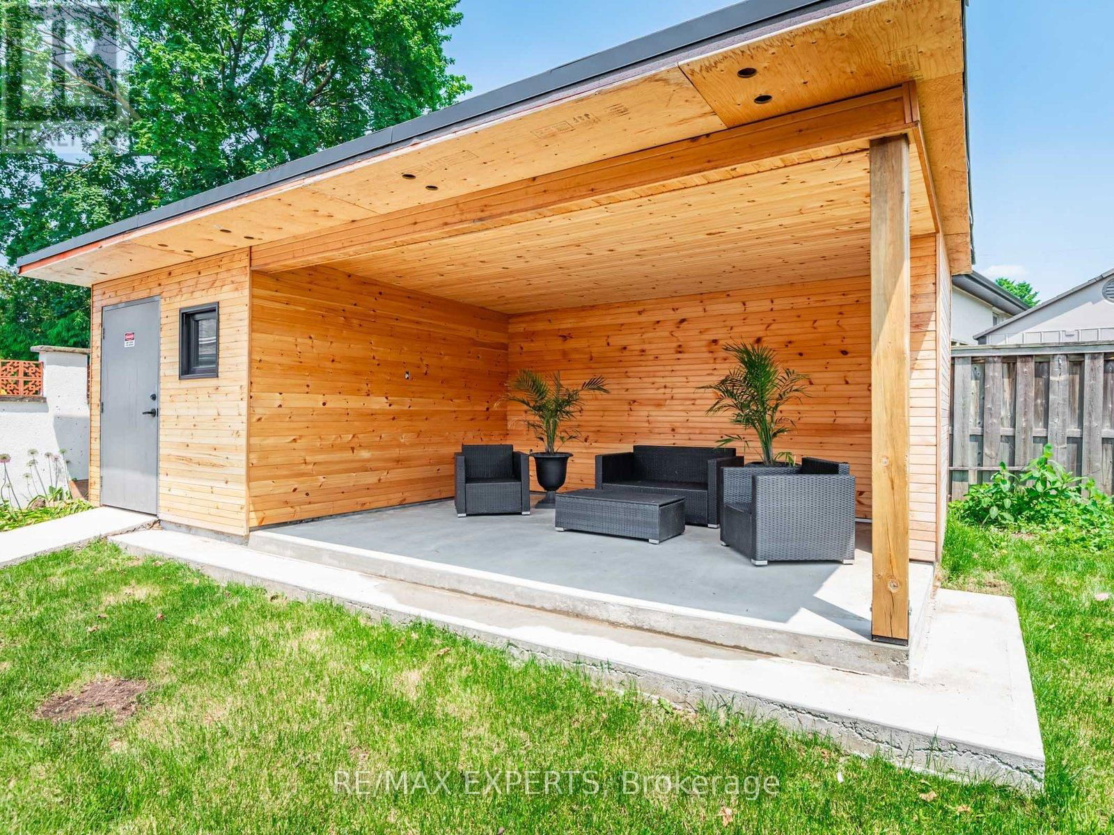 7 CULFORD ROAD Image 36