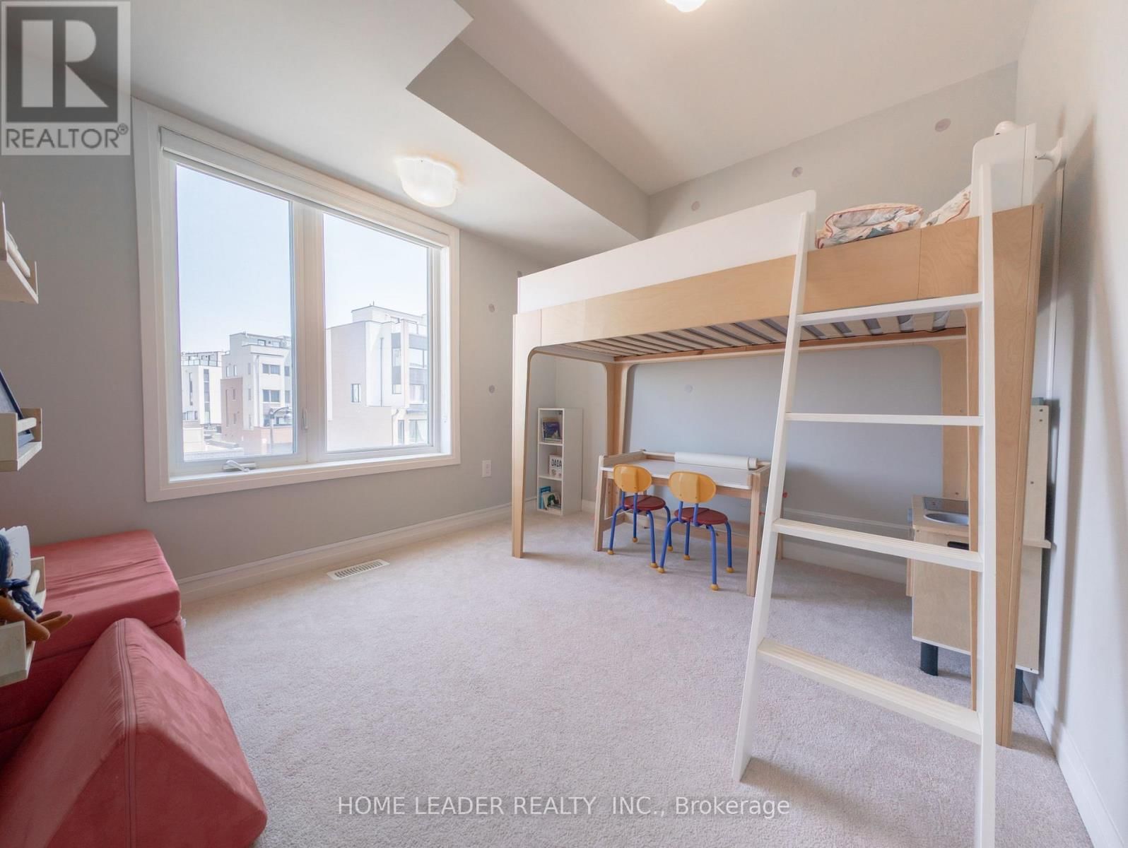 243 DOWNSVIEW PARK BOULEVARD Image 14
