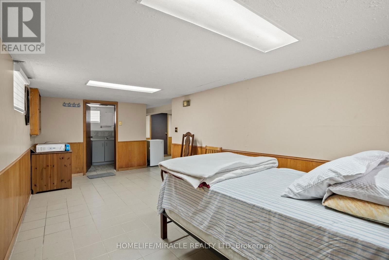 683 OLD WESTON ROAD Image 29