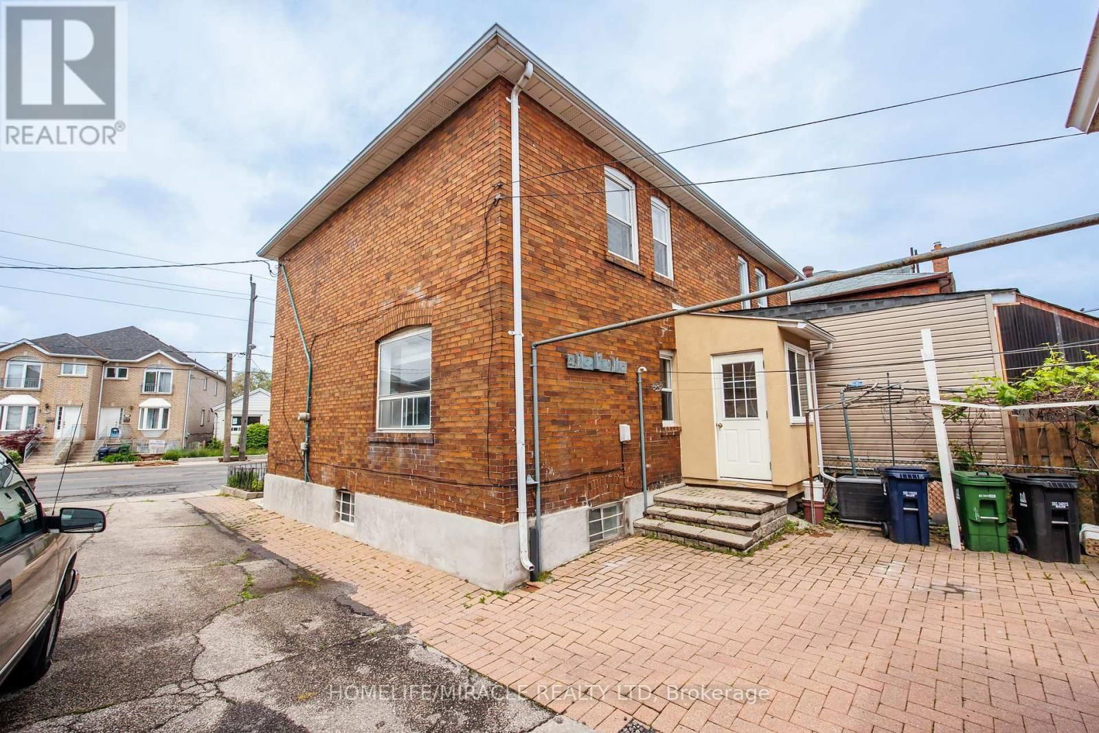 683 OLD WESTON ROAD Image 39