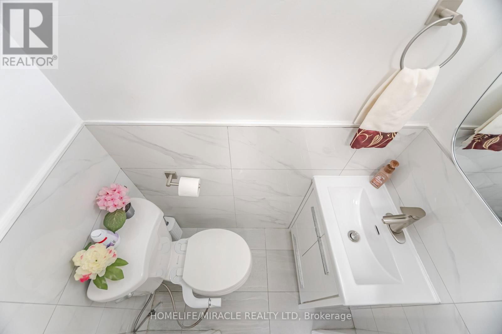 41 BRADSTOCK ROAD Image 16