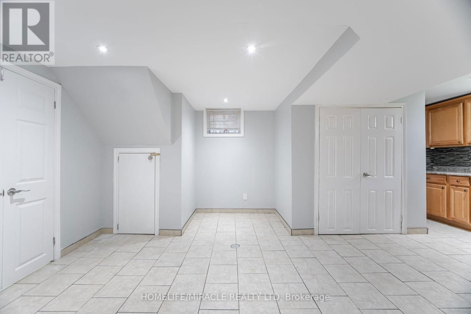41 BRADSTOCK ROAD Image 33