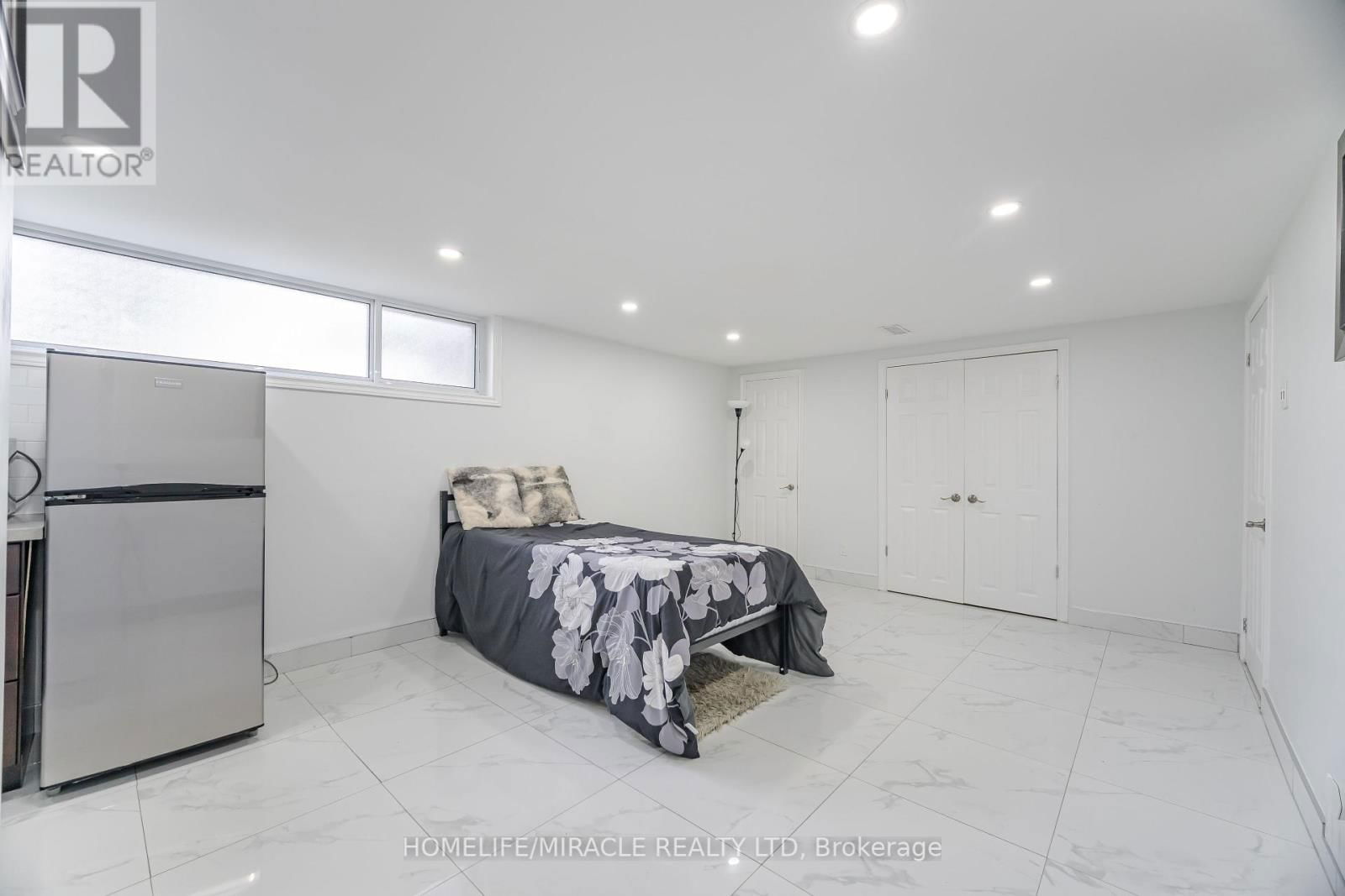 41 BRADSTOCK ROAD Image 45