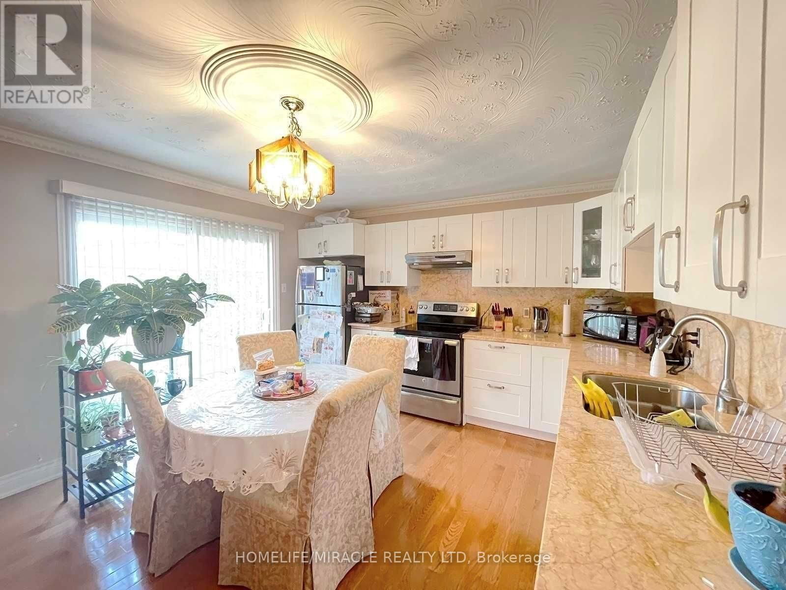 2461 PRESIDENT BOULEVARD Image 5