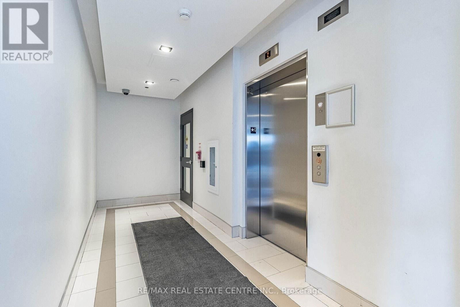 B314 - 5240 DUNDAS STREET Image 23