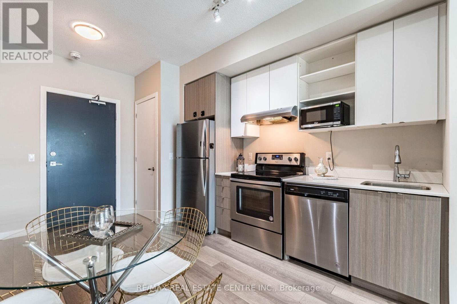 B314 - 5240 DUNDAS STREET Image 7