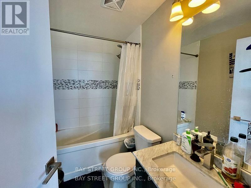 2805 - 4011 BRICKSTONE MEWS Image 6
