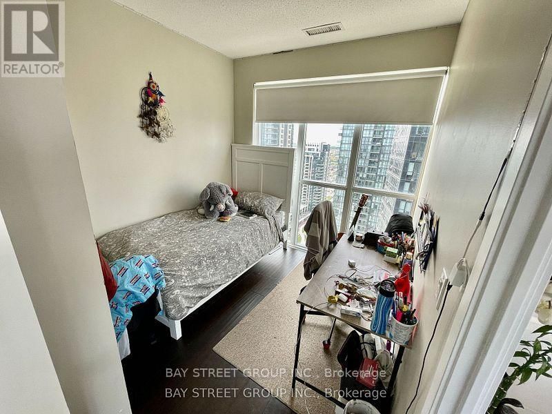 2805 - 4011 BRICKSTONE MEWS Image 7