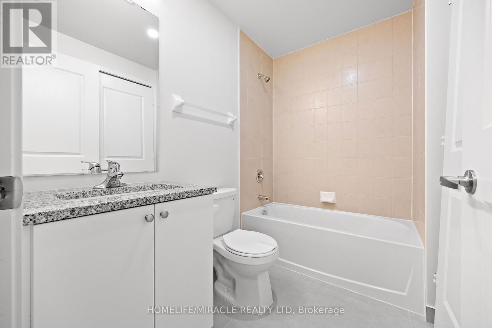 607 - 38 ANNIE CRAIG DRIVE Image 28