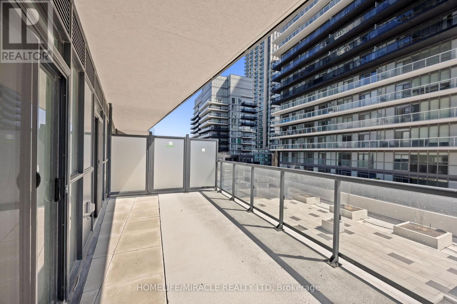 607 - 38 ANNIE CRAIG DRIVE Image 34